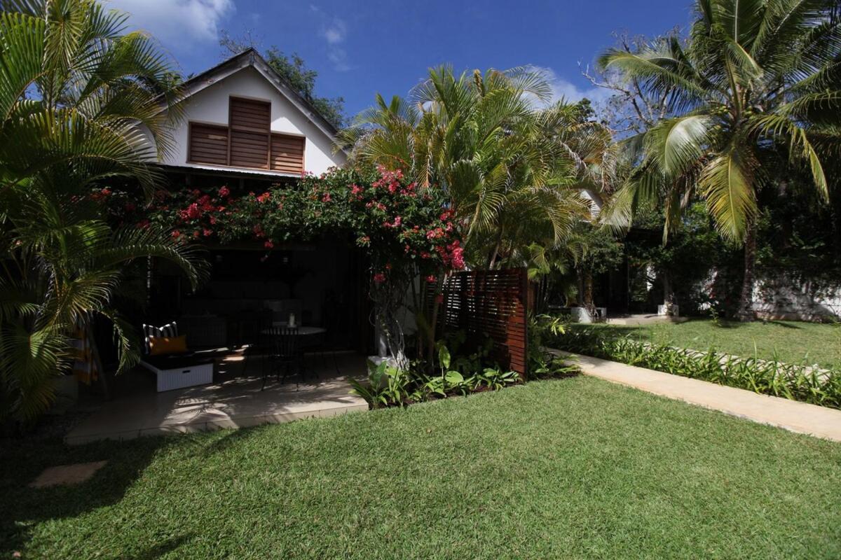 Villa 25 Port Vila Eksteriør bilde